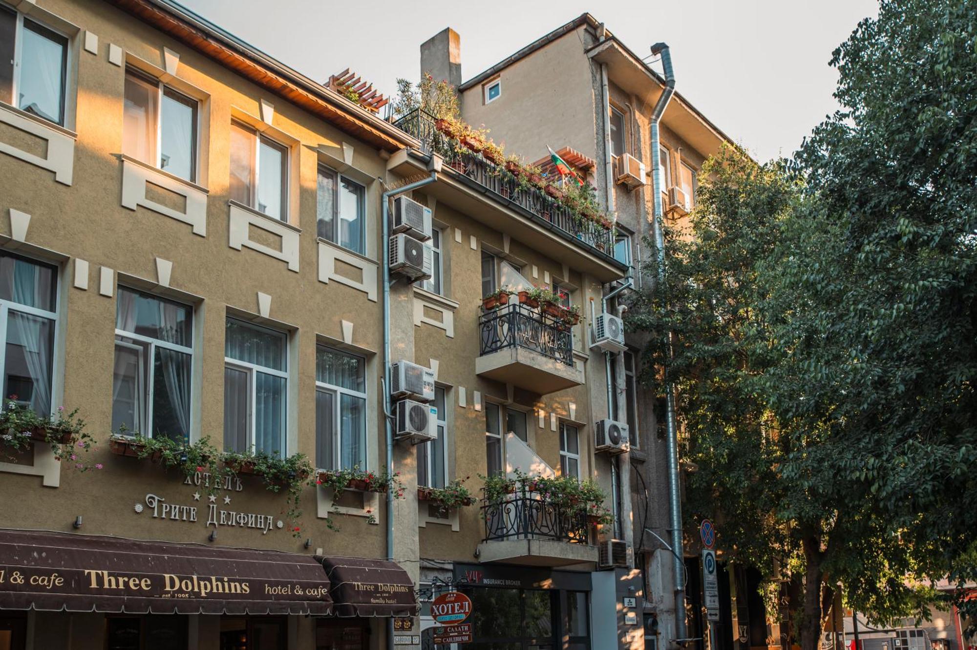 Three Dolphins Hotel With Rooftop Terracе Varna Exteriér fotografie